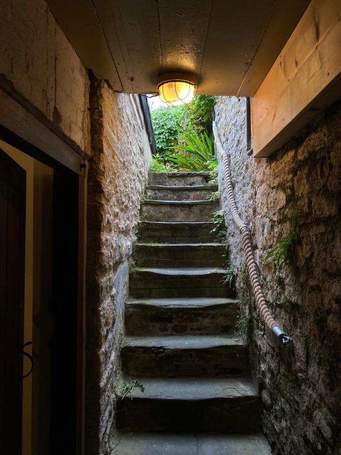 The Pavement Palace Hay-On-Wye Exterior foto